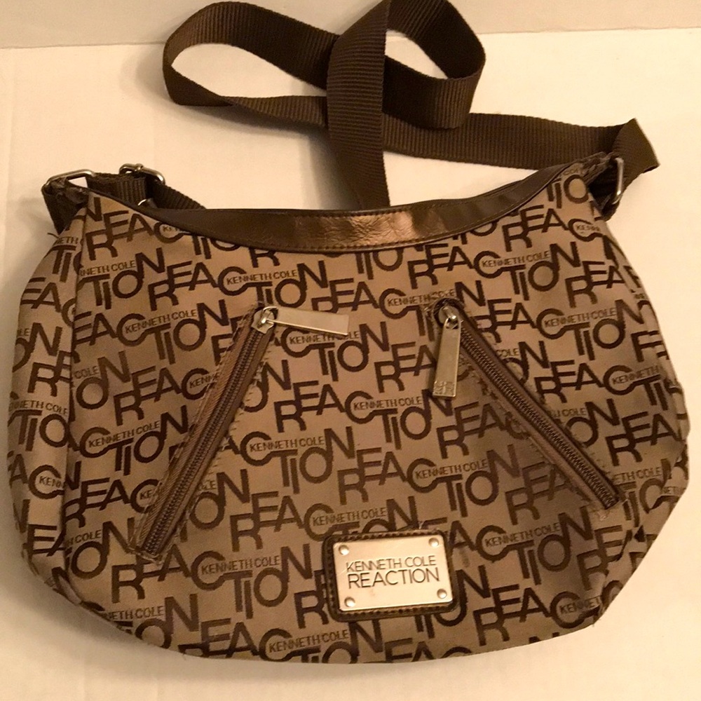 Kenneth Cole Reaction Crossbody
